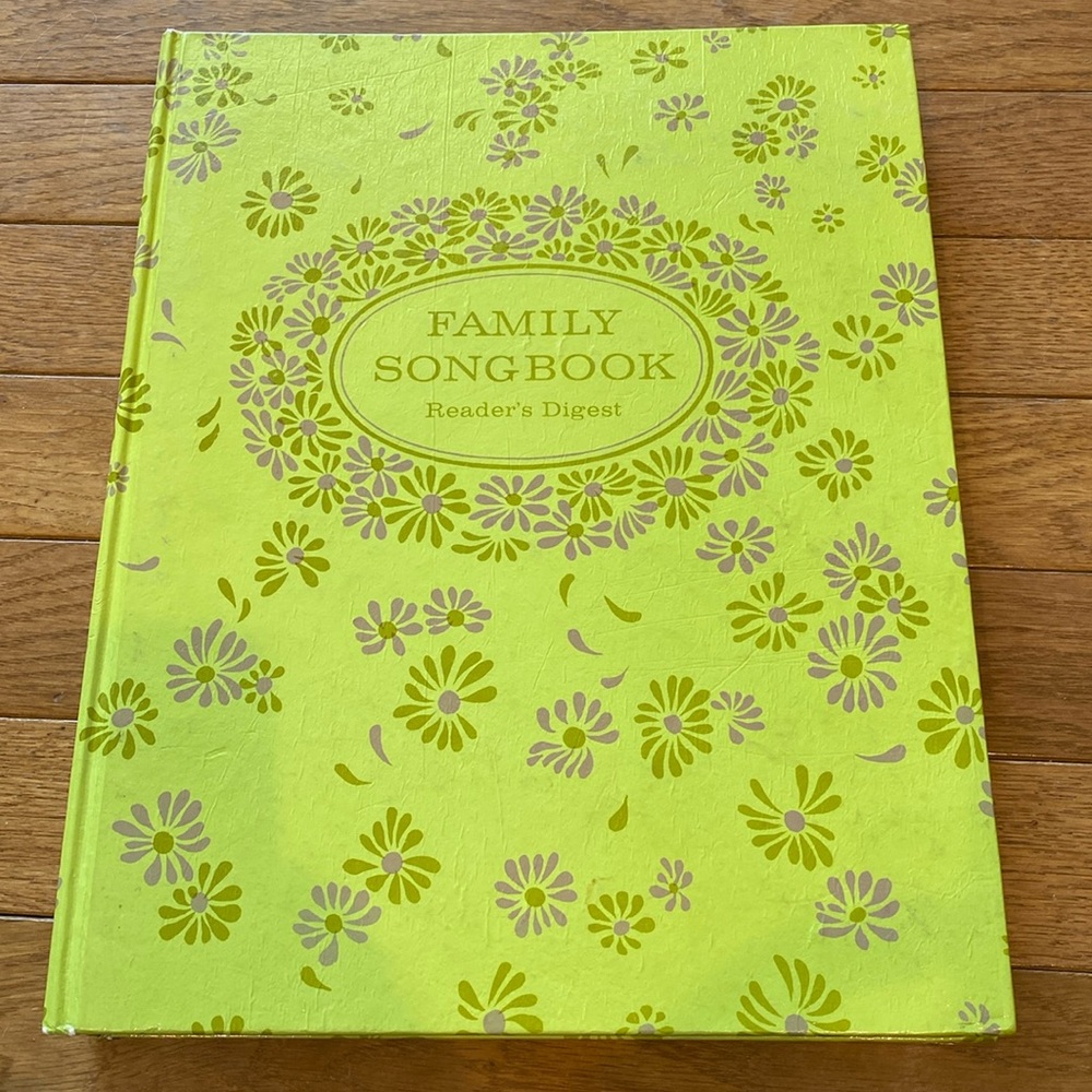 Vintage 1969 Reader's Digest Family Songbook Green Floral Hardcover